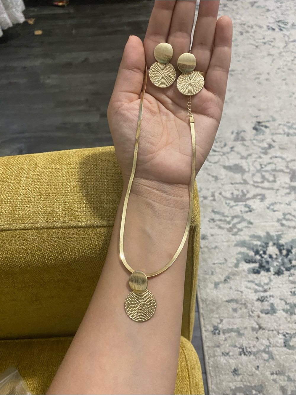 Gold Tone Pendant Necklace for Women - Elegant Disc Drop and matching earrings